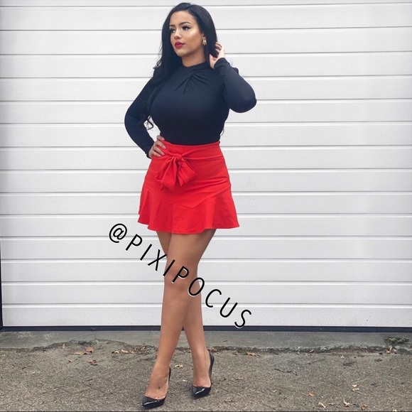 ZARA MINI SKORT WIRH BELT DARK RED M - Picture 4 of 14